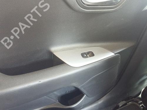 Used Left rear window switch KIA STONIC (YB) 1.0 T-GDi Eco-Dynamics+ (101 hp) 27712440