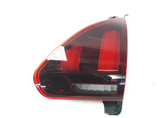 right-tailgate-light-peugeot-2008-i-cu_-12-thp-110-puretech-110-9814757280-2013-8300563 main image