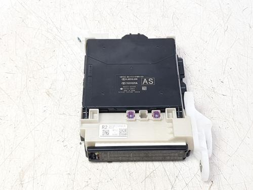 Used Fuse box Fuse box TOYOTA COROLLA Hatchback (_E21_, _EA1_, _EH1_) 1.8 Hybrid (ZWE211) (98 hp) 34448940 34448940