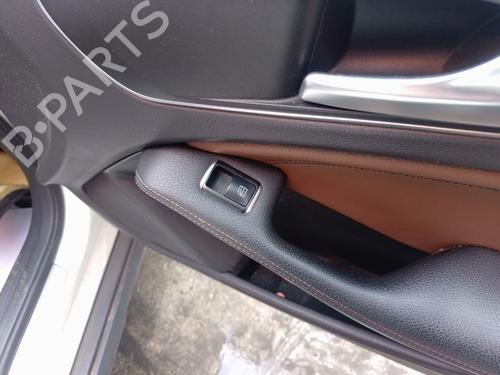 Used Right front window switch Right front window switch MERCEDES-BENZ GLA-CLASS (X156) GLA 200 CDI / d (156.908) (136 hp) 34193866 34193866