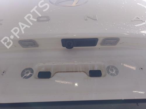 Used Tailgate handle Tailgate handle HYUNDAI KONA SUV Van (OS, OSE, OSI) 1.0 T-GDi (120 hp) 33403684 33403684