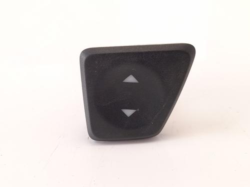 Used Right front window switch Right front window switch FIAT 500 (312_) 1.2 LPG (312AXA1A) (69 hp) 8661944 8661944