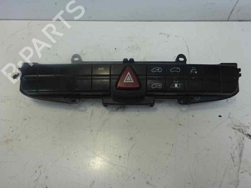 Used Warning switch MERCEDES-BENZ VITO / MIXTO Van (W639) [2003-2025]  3469775