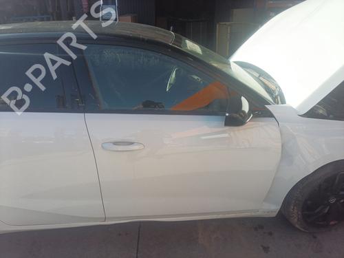 Dør høyre foran OPEL ASTRA L (OV5) 1.2 (FPHNSL, FPHNSR) (131 hp) 30002080