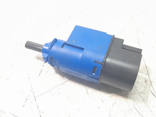 Used Switch DACIA SANDERO II TCe 90 (B8M1, B8MA, B8AC) (90 hp) 22210721