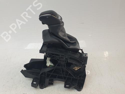 Levier de vitesses TOYOTA RAV 4 V (_A5_, _H5_) 2.5 Hybrid (AXAH52) (218 hp) 29452157