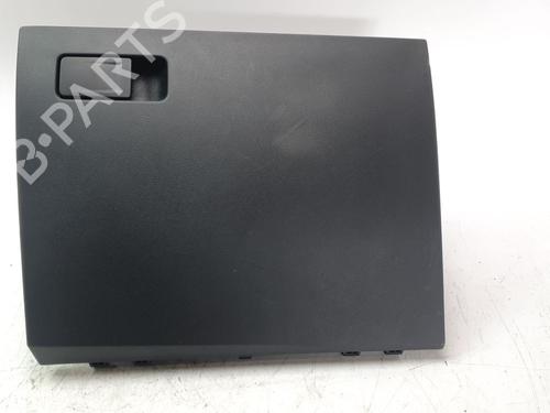 Used Glove box VW POLO VI (AW1, BZ1, AE1) 1.0 TSI (95 hp) 21122895