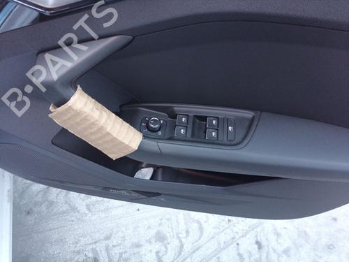 Pulsantiera anteriore destra AUDI A1 Sportback (GBA) 30 TFSI (116 hp) 30748292