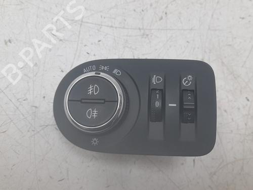 Used Headlight switch Headlight switch OPEL GRANDLAND / GRANDLAND X (A18, P1UO) 1.2 (75) (131 hp) 32197811 32197811