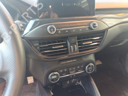 Used Air vent FORD FOCUS IV (HN) 1.5 EcoBlue (120 hp) 28513602
