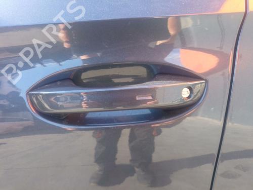 Puxador exterior frente esquerdo Puxador exterior frente esquerdo CUPRA LEON Sportstourer (KL8, KU8, KUD) 2.0 TSI 4Drive (310 hp) 40041514 40041514