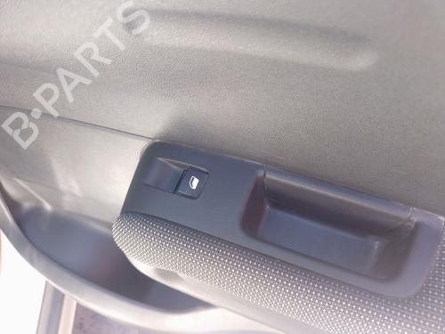 right-rear-window-switch-citroen-c3-aircross-ii-2r_-2c_-2017-38534185 main image