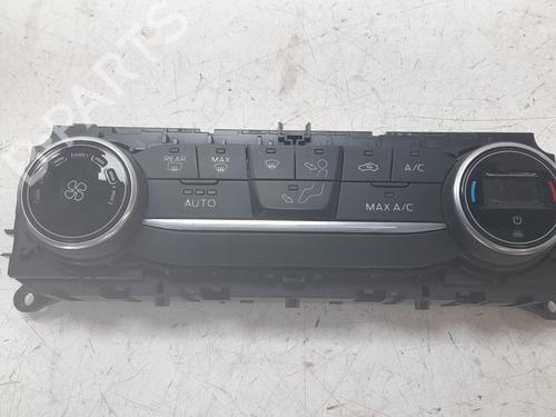 Used Climate control Climate control 28520852 28520852