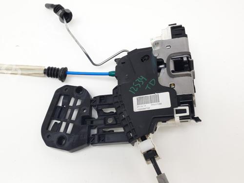 rear-right-lock-mercedes-benz-gla-class-x156-2013-2014-2015-2016-2017-2018-2019-2020-2021-2022-34186813 main image
