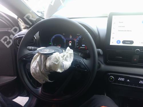 steering-column-toyota-yaris-_p21_-_pa1_-_ph1_-2020-33832137 main image