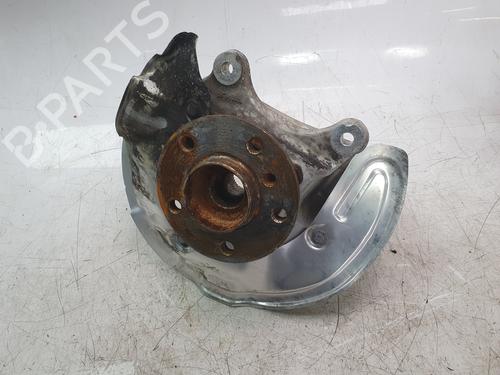 Used Right front steering knuckle Right front steering knuckle BMW 1 (F40) 118 d (150 hp) 31995949 31995949