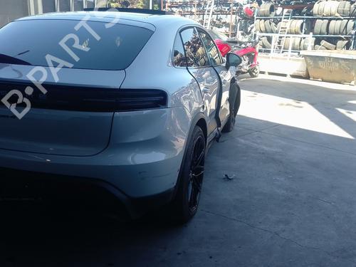 Left front indicator PORSCHE MACAN (XAB) 4 Electric 4 (XABBB1, XABFD1) | BP36995155C32 - Image 9