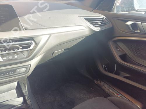 Guantera BMW 1 (F40) 118 d (150 hp) 30330287