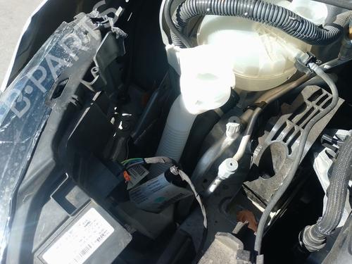 Used Windscreen washer tank Windscreen washer tank PEUGEOT 2008 II (UD_, US_, UY_, UJ_, UR_, UC_) e-2008 (UKZKXZ) (136 hp) 39695872 39695872