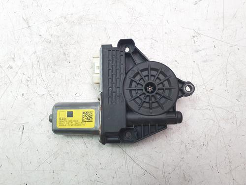 Rudehejsemotor bagstkærm venstre BMW 1 (F40) 118 i (136 hp) 29400351