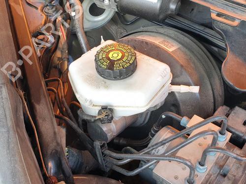 Used Brake master cylinder BMW 3 (F30, F80) 318 d (150 hp) 19175444