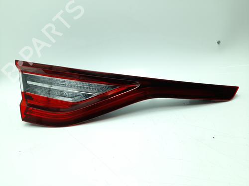 Feu de coffre gauche RENAULT MEGANE IV Hatchback (B9A/M/N_) 1.5 Blue dCi 115 (B9A6) (116 hp) 31886237