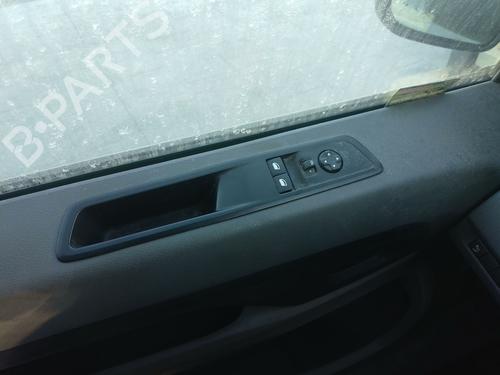 Interrupteur de vitre avant gauche PEUGEOT EXPERT Bus (V_) 1.6 BlueHDi 115 (115 hp) 32669357