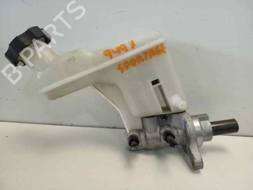 Used Brake master cylinder KIA SPORTAGE III (SL) 1.7 CRDi (116 hp) 2273513
