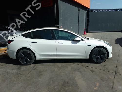 Used Parts TESLA MODEL 3 (5YJ3)  EV  4515608