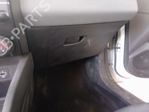 Used Glove box Glove box 38019615 38019615