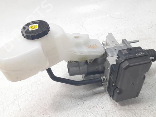 Brake master cylinder TOYOTA COROLLA Hatchback (_E21_, _EA1_, _EH1_)  | BP17384132M77 