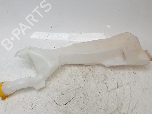 Używane Zbiornik płynu spryskiwaczy RENAULT MEGANE IV Hatchback (B9A/M/N_) 1.5 dCi 110 (B9A3) (110 hp) 28729008