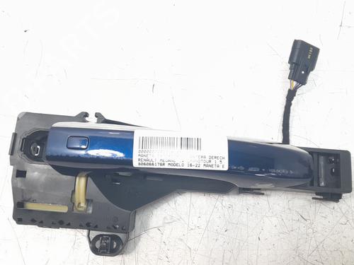 Used Front right exterior door handle RENAULT MEGANE IV Grandtour (K9A/M/N_) 1.8 Blue dCi 150 (K9A7) (150 hp) 17718372