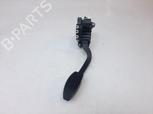 Used Pedal FIAT 500 (312_) 1.0 Mild Hybrid (312.AYD1B) (69 hp) 24338240