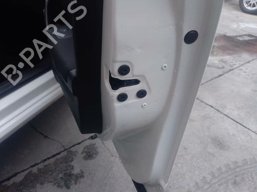 front-right-lock-renault-megane-iv-hatchback-b9amn_-2015-38725493 main image