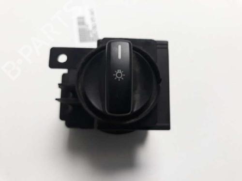 Used Headlight switch MERCEDES-BENZ B-CLASS Sports Tourer (W245) B 180 CDI (245.207) (109 hp) 2527307