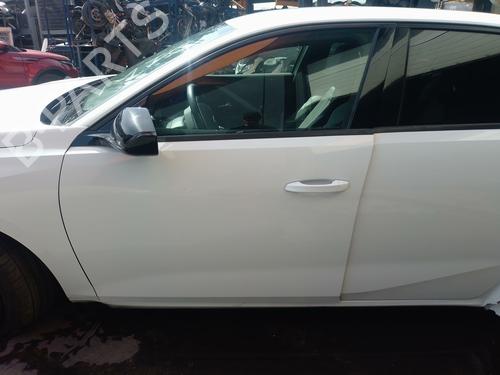 Used Left front door Left front door 38874172 38874172