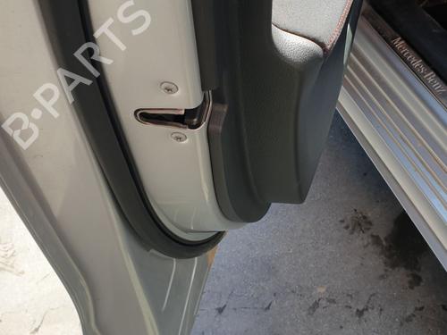 Used Front left lock MERCEDES-BENZ B-CLASS Sports Tourer (W247) B 180 (247.084) (136 hp) 24806545