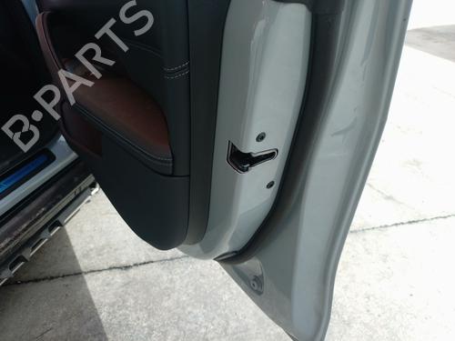 front-right-lock-bmw-i4-g26-2021-34276228 main image