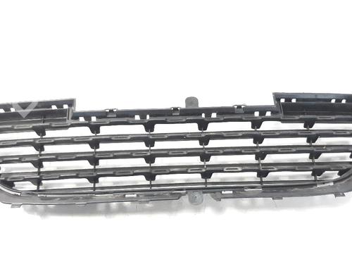 front-grille-peugeot-2008-i-cu_-12-thp-110-puretech-110-9678059477-2013-10271854 main image