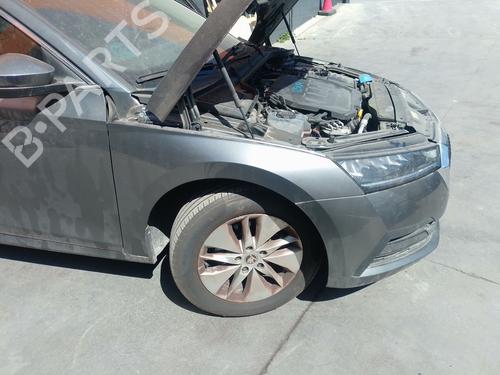 Used Right front steering knuckle Right front steering knuckle SKODA OCTAVIA IV (NX3, NN3, PV3) 2.0 TDi (116 hp) 33929504 33929504