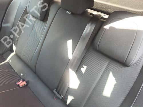 Used Rear center seatbelt PEUGEOT 308 III (FB_, FH_, FP_, F3_, FM_) BlueHDi 130 (FBYHZL, FBYHZT) (131 hp) 27693586