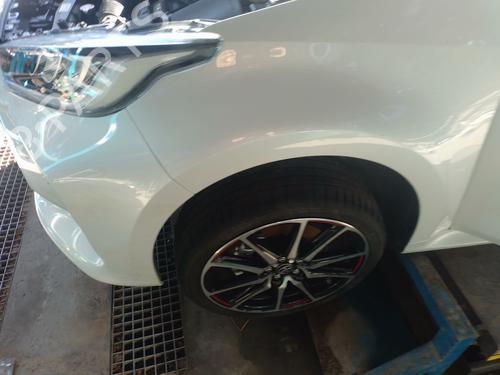 left-front-shock-absorber-toyota-yaris-_p21_-_pa1_-_ph1_-2020-37074770 main image