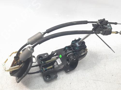 Used Gear lever OPEL CORSA F (P2JO) 1.2 (68) (75 hp) 12396982