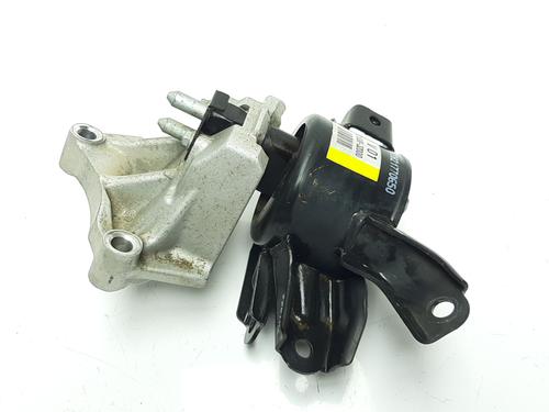 Used Engine mount Engine mount KIA SOUL II (PS) 1.6 GDI (132 hp) 9710823 9710823