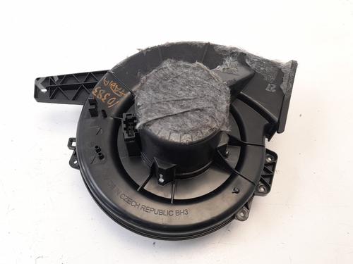 Used Heater blower motor SKODA FABIA III (NJ3) [2014-2021]  14195983