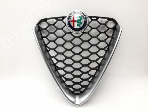 Used Grille Grille ALFA ROMEO GIULIA (952_) 2.2 D (952AEM250, 952AEA250) (150 hp) 36230191 36230191