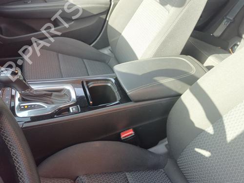 Armlæn OPEL INSIGNIA B Grand Sport (Z18) 2.0 (68) (200 hp) 28053428