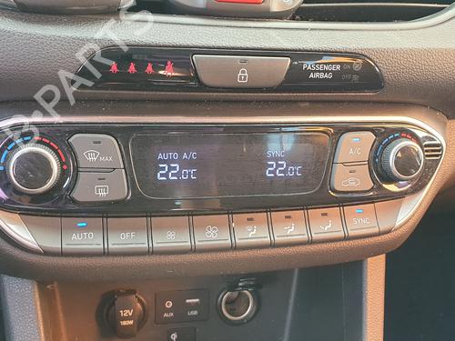 Used Climate control HYUNDAI i30 (PDE, PD, PDEN) 1.4 T-GDI (140 hp) 10962554
