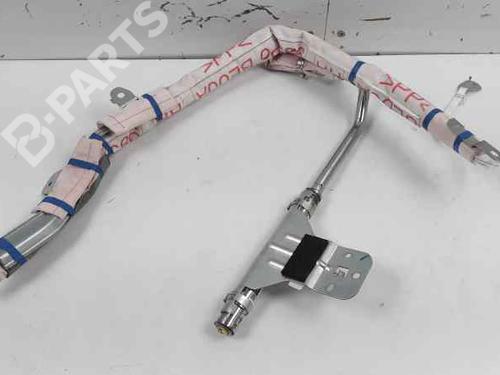 right-curtain-airbag-jaguar-f-pace-x761-985p0be00a-2015-5387078 main image